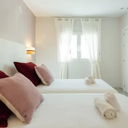 Reformed And Comfy- 2bd 2bth- Arenal Appartement Séville