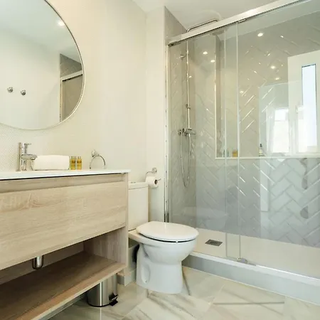 Reformed And Comfy- 2bd 2bth- Arenal * Sevilla